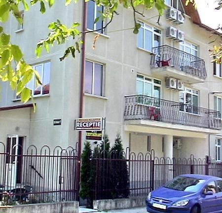 Moldotour Bed & Breakfast Yaş Dış mekan fotoğraf